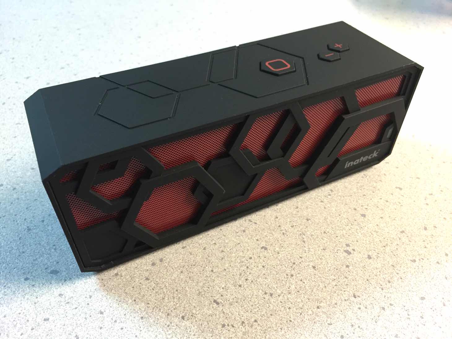 InateckのBluetoothスピーカー「BTSP-10 Plus」を試してみた
