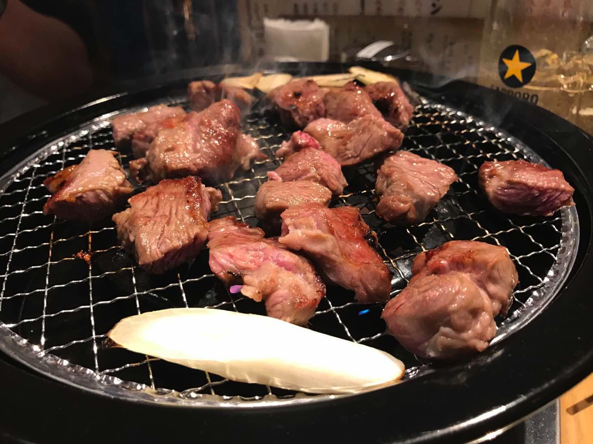 東京駅八重洲口の「羊肉酒場 悟大」で網焼きジンギスカンを頂きました！